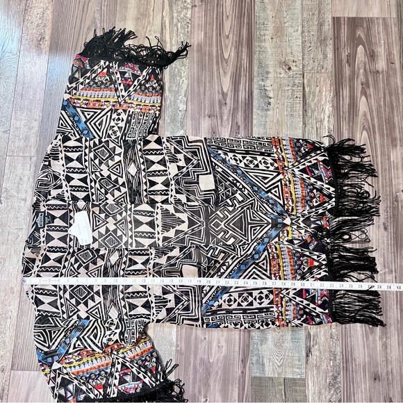 Angie NWT Aztec Print Fringe Kimono Medium Sheer Colorful Southwest Boho Flowy - Picture 16 of 16